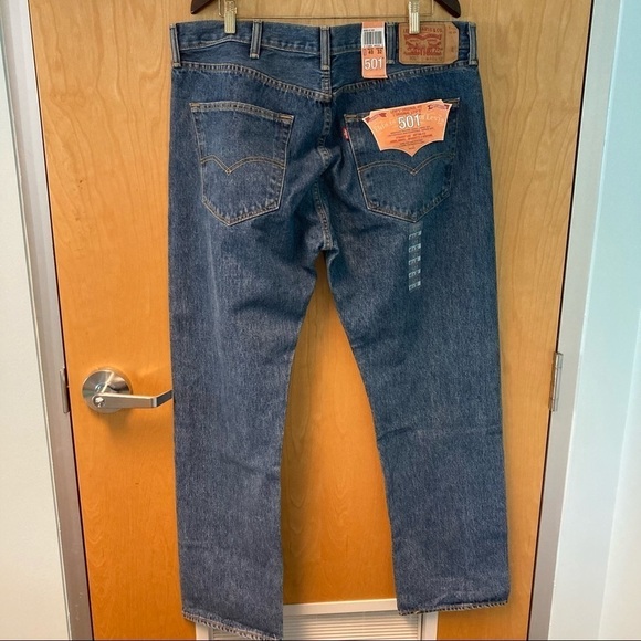 LEVI’S 501 Sz 40 x 32 Jeans Button Fly Straight  Leg NWT - Picture 7 of 9